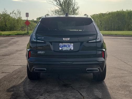 Stellar Black Metallic 2024 Cadillac XT4 Sport