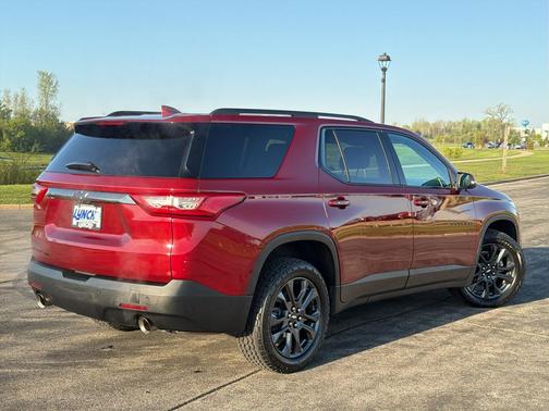 Cajun Red Tintcoat 2021 Chevrolet Traverse RS