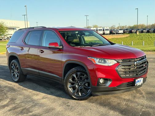 Cajun Red Tintcoat 2021 Chevrolet Traverse RS