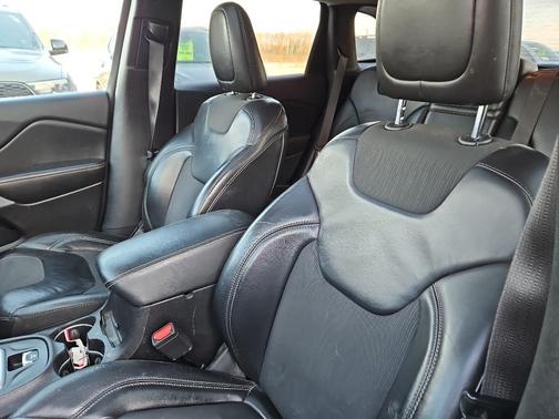 2018 Jeep Cherokee Latitude Plus