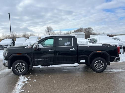 2024 GMC Sierra 2500 SLT