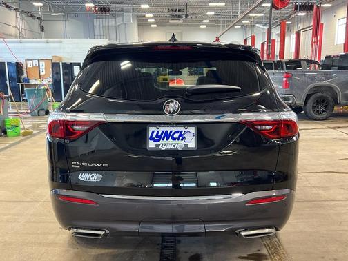 2024 Buick Enclave Essence