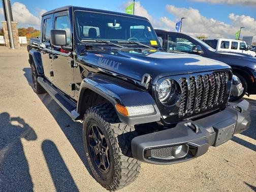 2021 Jeep Gladiator Sport