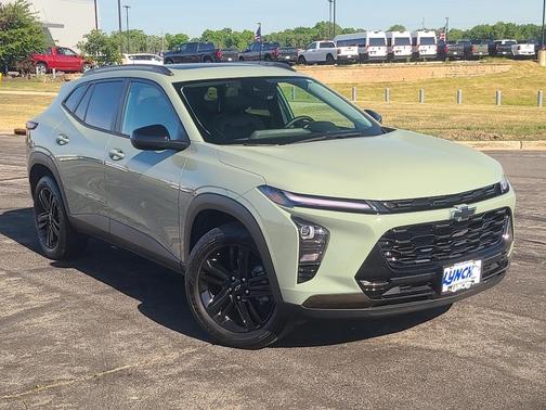 Green 2025 Chevrolet Trax ACTIV