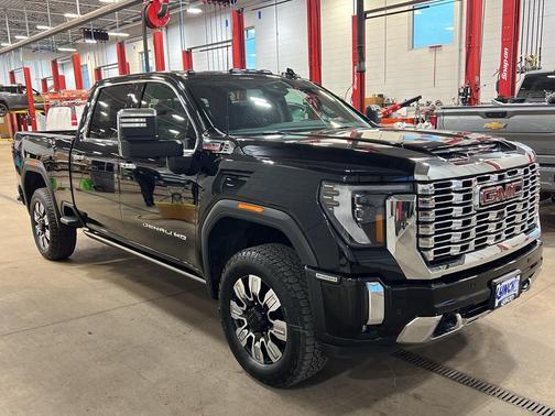 2024 GMC Sierra 2500 Denali