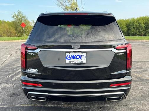 2023 Cadillac XT6 Luxury AWD