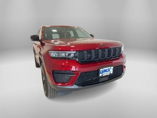 2024 Jeep Grand Cherokee Laredo
