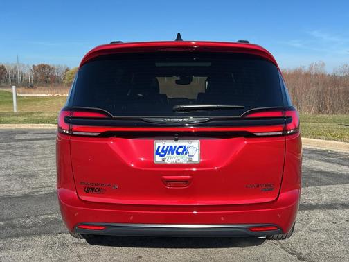 2026 Chrysler Pacifica Limited