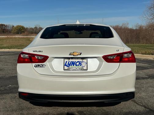2017 Chevrolet Malibu 1LT