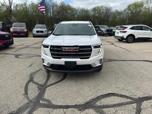 White Frost Tri-Coat 2024 GMC Acadia Elevation