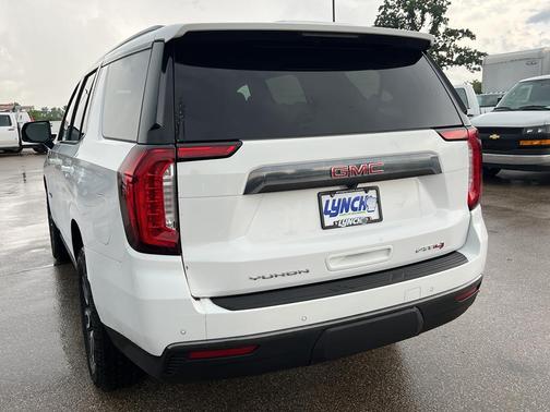 2023 GMC Yukon AT4