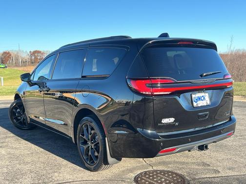 2024 Chrysler Pacifica Limited