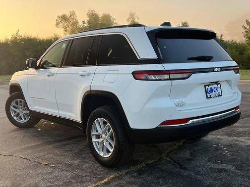 2025 Jeep Grand Cherokee Laredo X