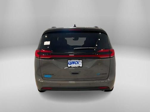2025 Chrysler Pacifica Hybrid Select