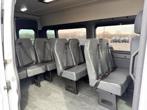 2025 RAM ProMaster 2500 Window Van High Roof