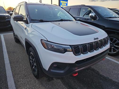 2024 Jeep Compass Trailhawk