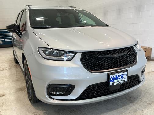 2024 Chrysler Pacifica Limited