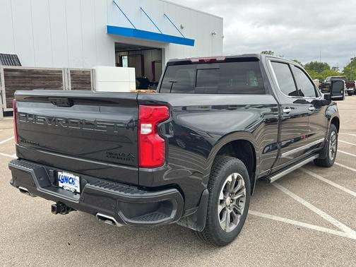 2023 Chevrolet Silverado 1500 High Country