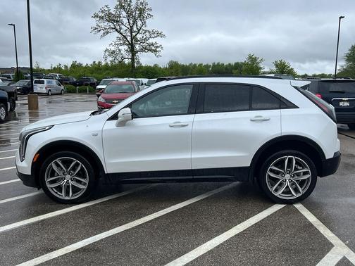 2022 Cadillac XT4 Sport