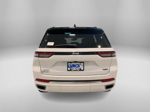 2025 Jeep Grand Cherokee Summit