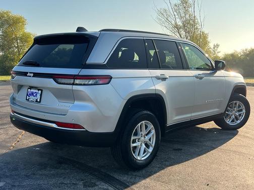 2025 Jeep Grand Cherokee Laredo X