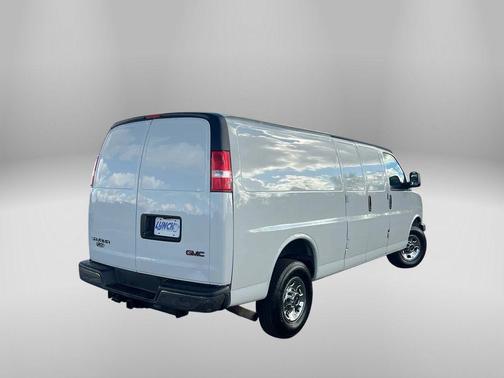 2020 GMC Savana 3500 Work Van