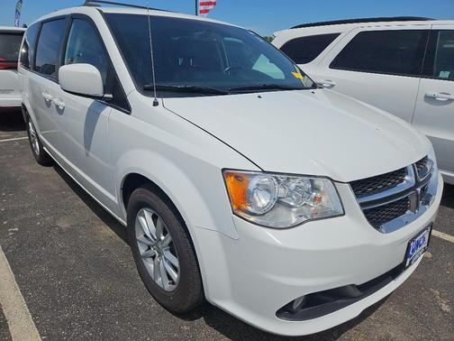 White Knuckle Clearcoat 2018 Dodge Grand Caravan SXT