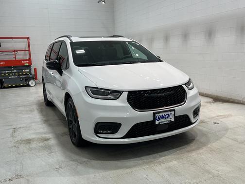 2024 Chrysler Pacifica Limited