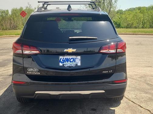Mosaic Black Metallic 2024 Chevrolet Equinox LT