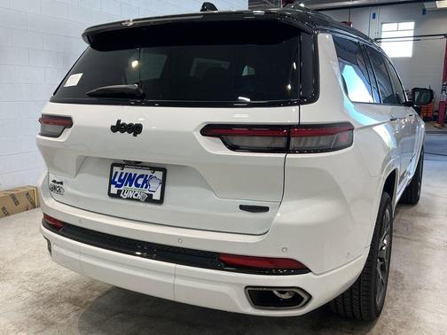 2025 Jeep Grand Cherokee L Summit