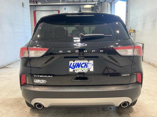 2021 Ford Escape Titanium Hybrid