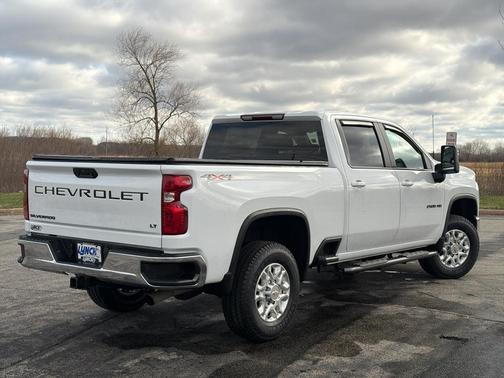 Summit White 2024 Chevrolet Silverado 2500 LT