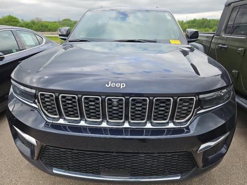 Midnight Sky 2024 Jeep Grand Cherokee Limited