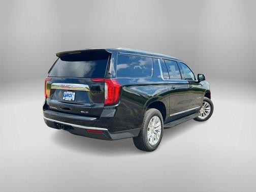 2024 GMC Yukon XL SLT