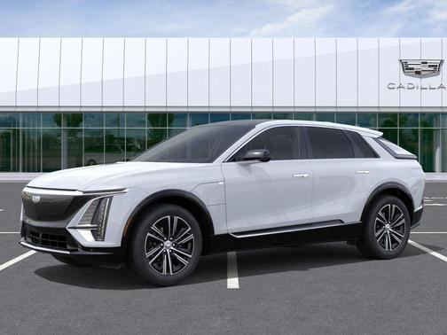 Vibrant White Tricoat 2027 Cadillac LYRIQ Luxury