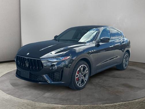 2022 Maserati Levante Modena