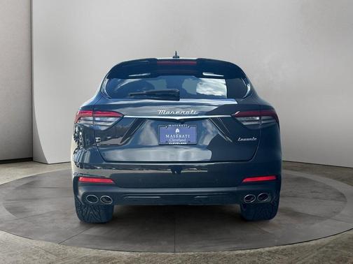 2022 Maserati Levante Modena