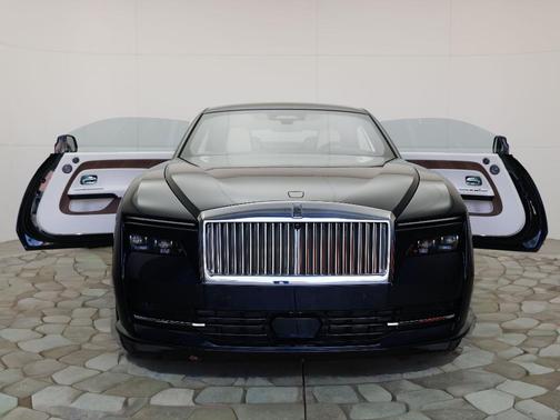 2026 Rolls-Royce Spectre 