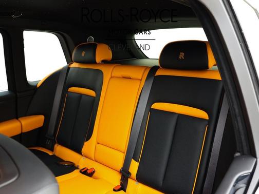 Arctic White 2026 Rolls-Royce Cullinan