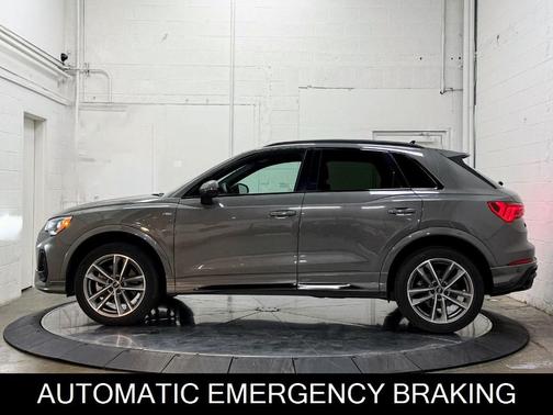 2022 Audi Q3 45 S line Premium