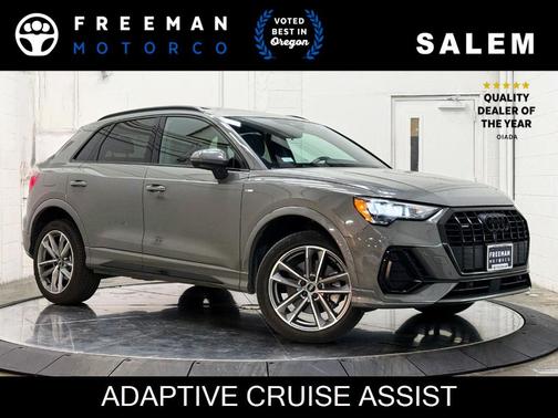 2022 Audi Q3 45 S line Premium