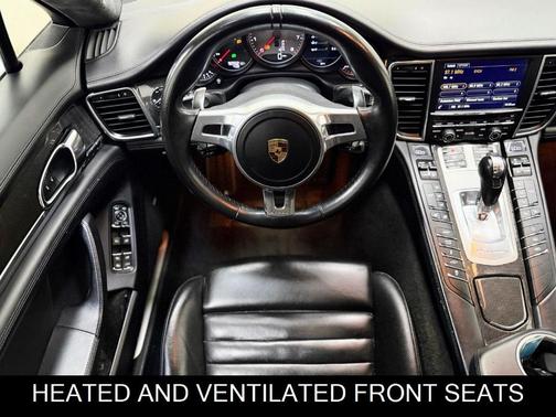 2016 Porsche Panamera GTS