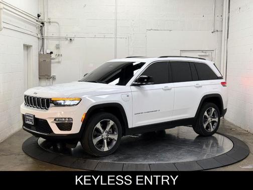 2023 Jeep Grand Cherokee 4xe Base