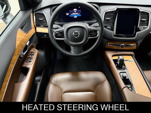 2024 Volvo XC90 B6 Plus Bright Theme 7-Seater