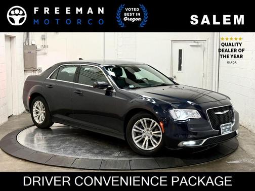 2017 Chrysler 300 Limited