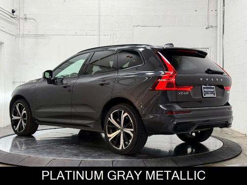 2022 Volvo XC60 Recharge Plug-In Hybrid T8 R-Design