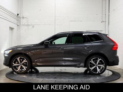 2022 Volvo XC60 Recharge Plug-In Hybrid T8 R-Design