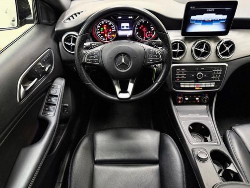 2020 Mercedes-Benz GLA 250 Base 4MATIC