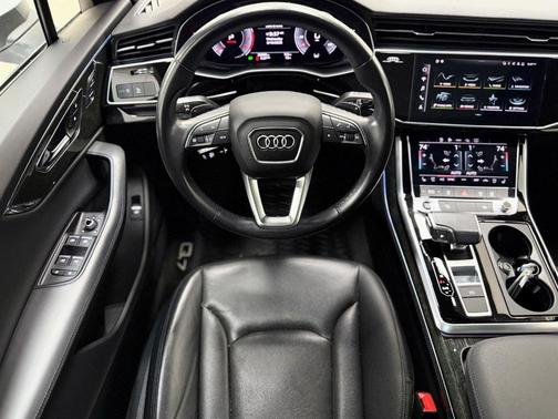 2022 Audi Q7 55 Premium