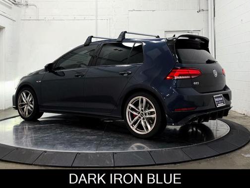 2018 Volkswagen Golf GTI 2.0T SE 4-Door
